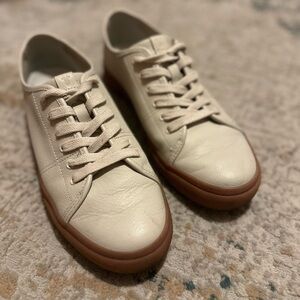 FRYE Gia Low Lace Sneakers